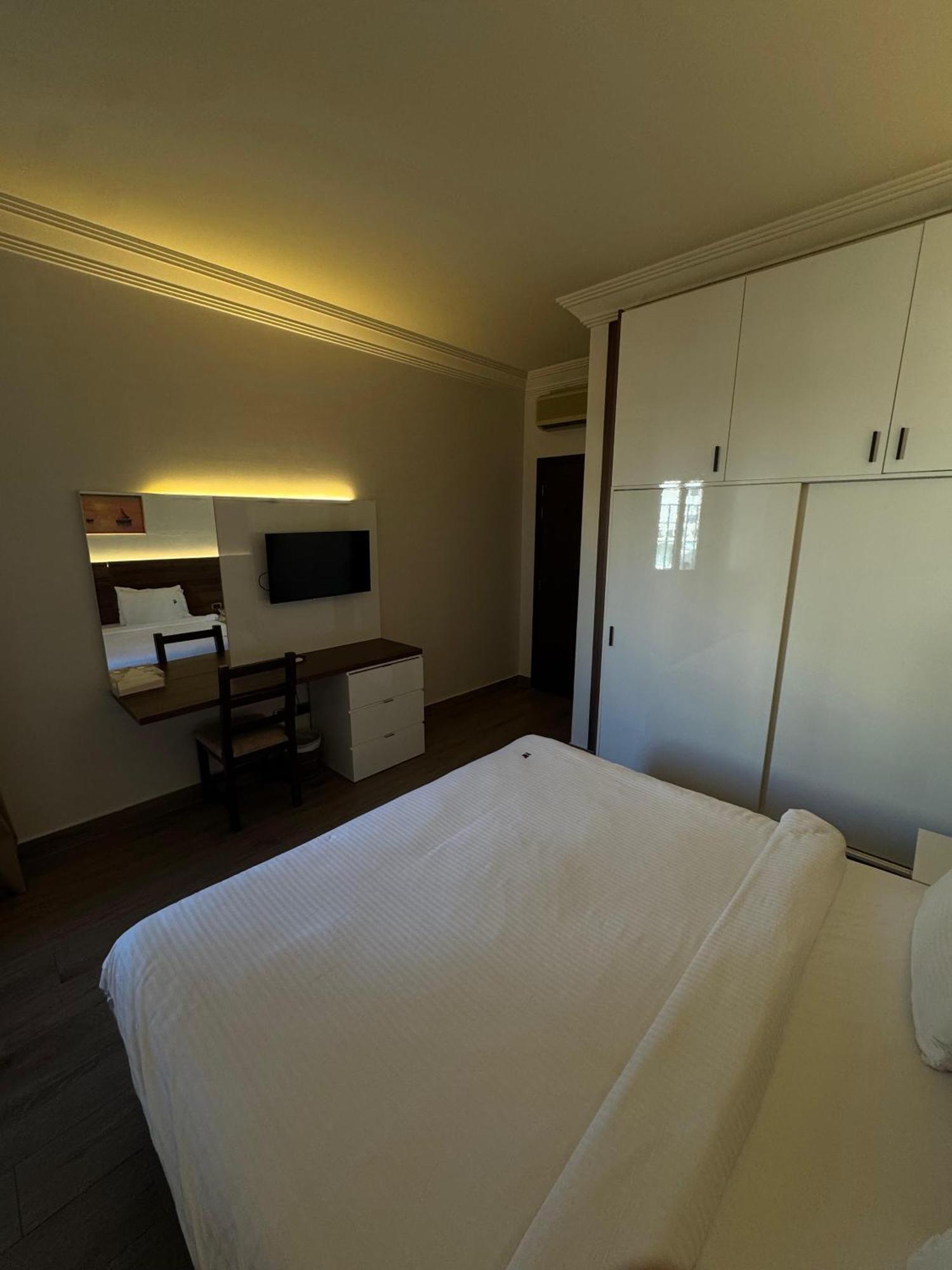 Ny Suites Beirut Exterior foto
